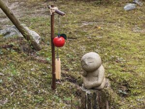 正寿院 風鈴と地蔵